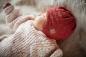 Preview: Maximo Baby-Mütze rosewood  mit hübschen Strukturstrick